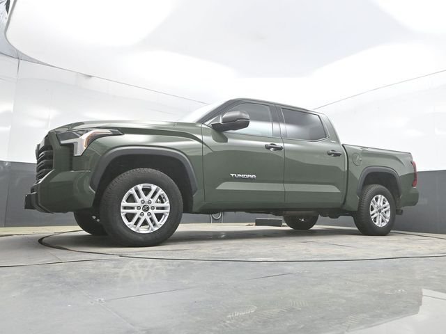 Used 2022 Green Toyota SR5 image 32