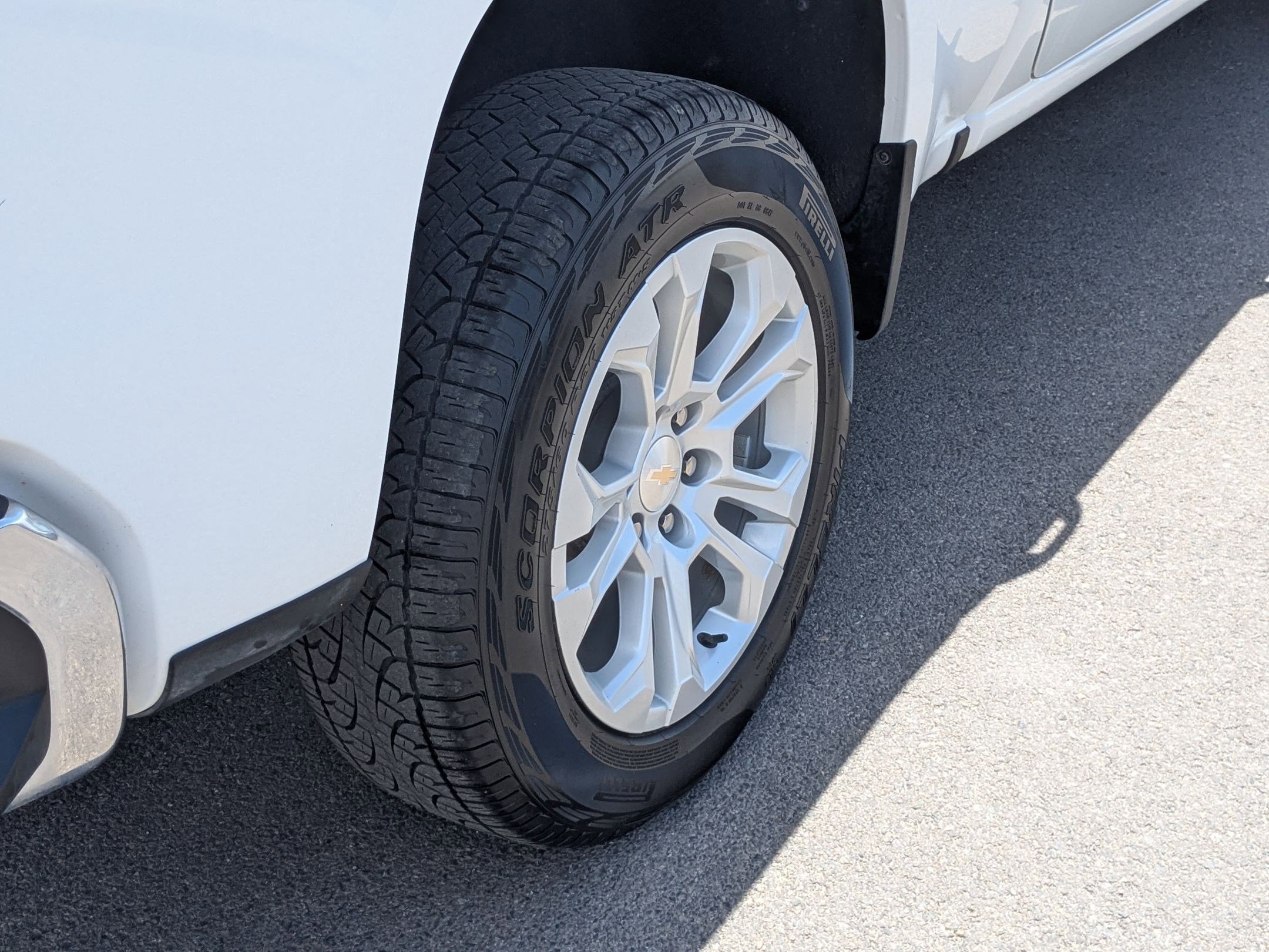 Used 2022 Summit White Chevrolet LTZ image 12