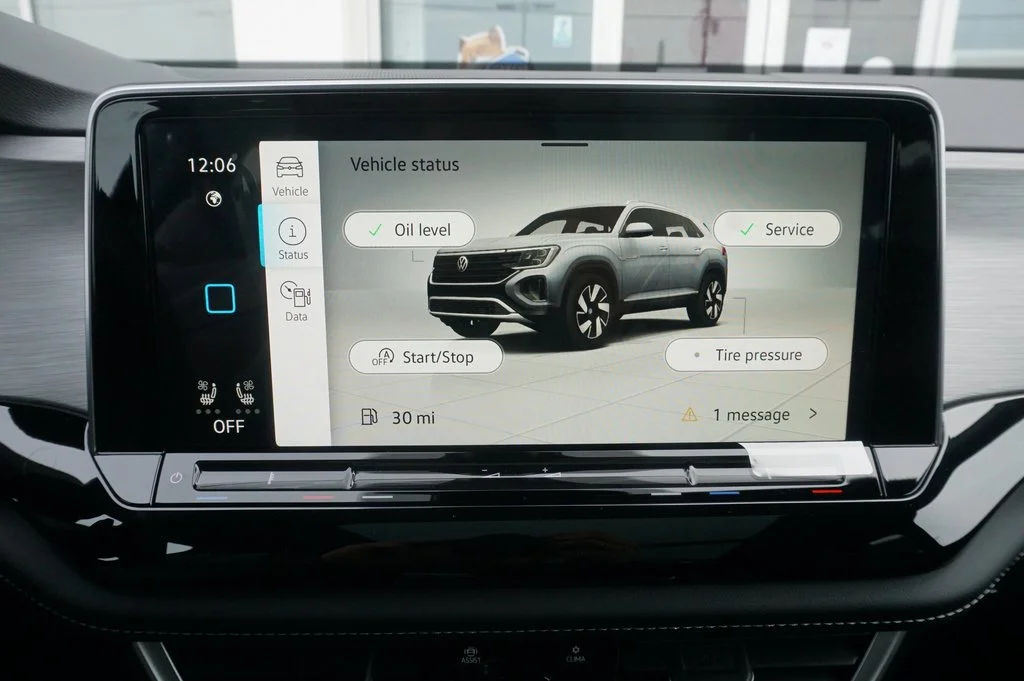 Certified Used 2026 Black Volkswagen SE w/Technology image 16