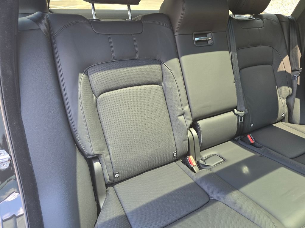 Used 2021 Black Land Rover Westminster image 37