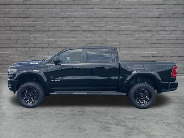 New 2025 Diamond Black Crystal Pearl-Coat Exterior Paint RAM Big Horn/Lone Star image 6