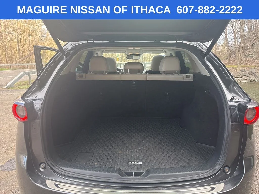 Used 2017 Gray Mazda Grand Touring image 31