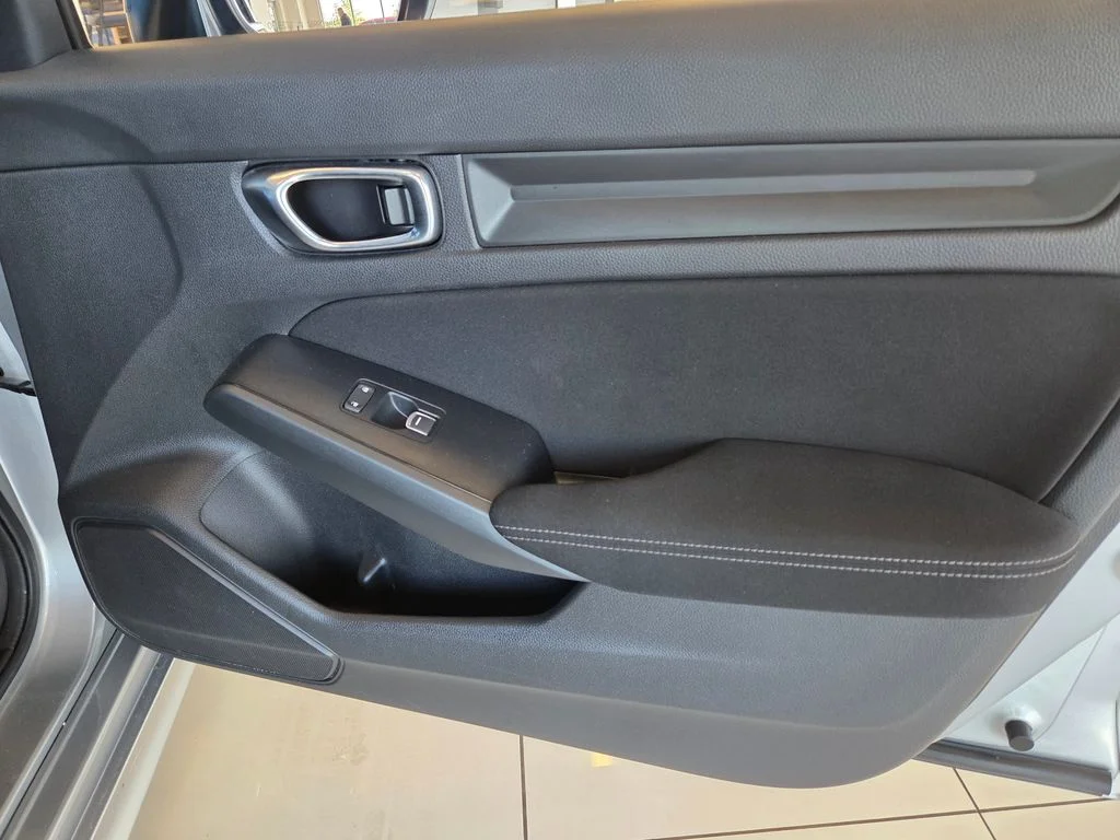 Certified Used 2025 Solar Silver Metallic Honda Sport image 19
