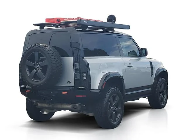 Used 2022 Gray Land Rover X image 7