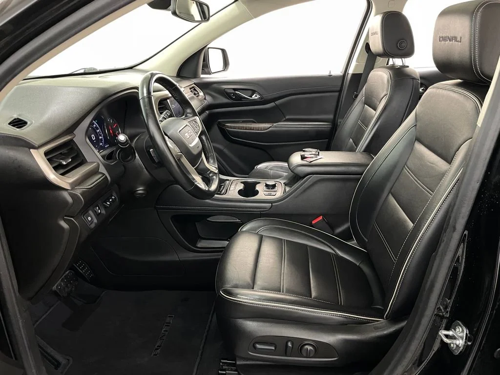 Used 2023 Ebony Twilight Metallic GMC Denali image 8