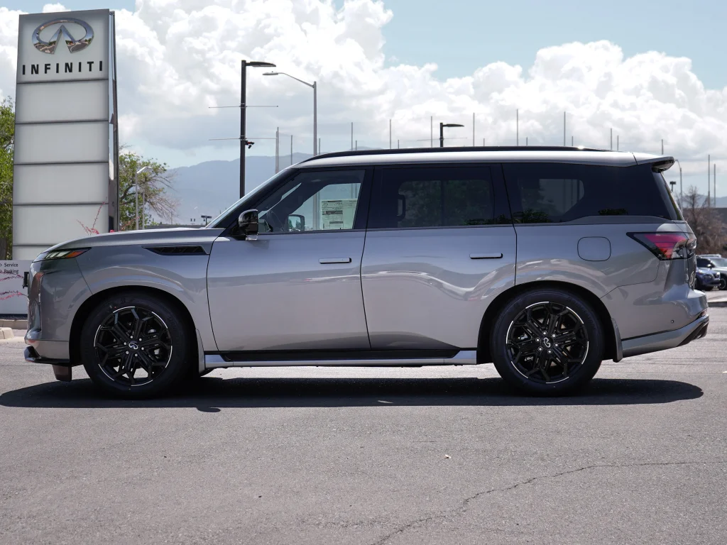 New 2026 DYNAMIC METAL INFINITI Sport 4WD image 6