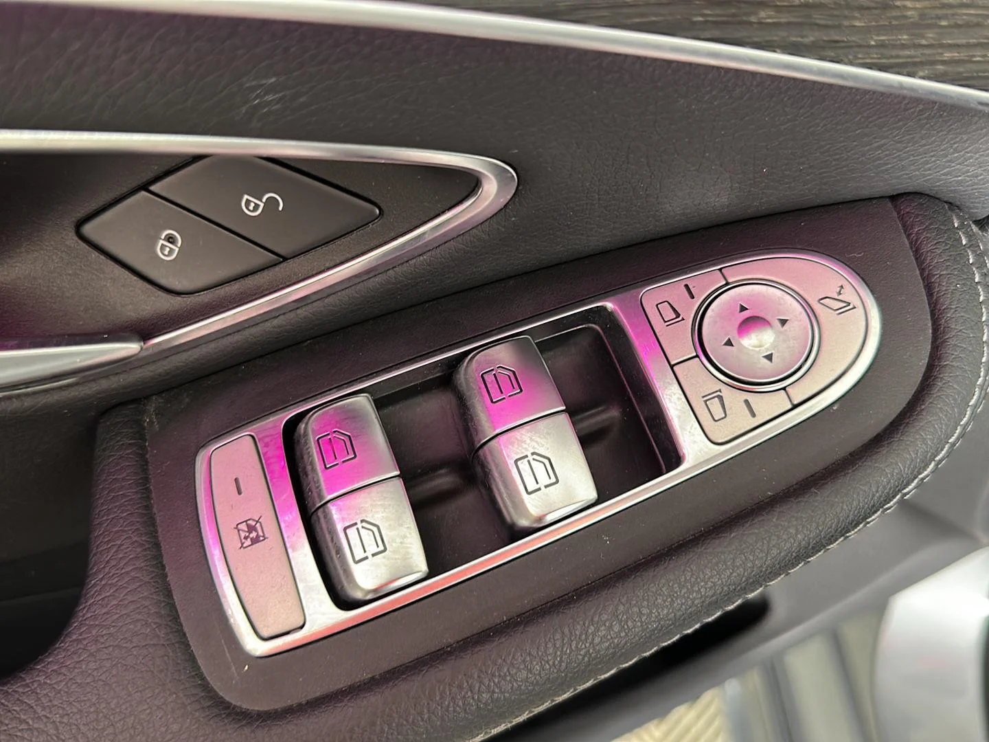 Used 2020 Selenite Grey Metallic Mercedes-Benz C 300 image 14