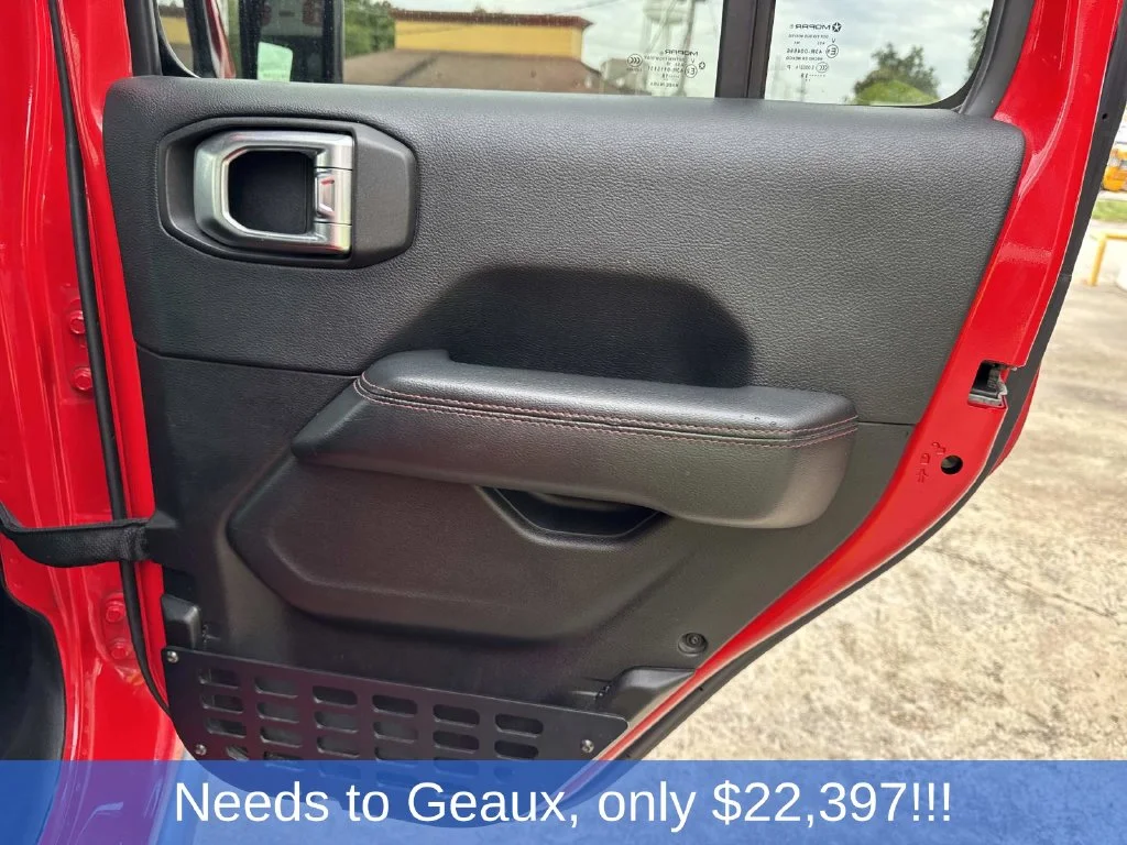 Used 2018 Red Jeep Unlimited Rubicon image 31