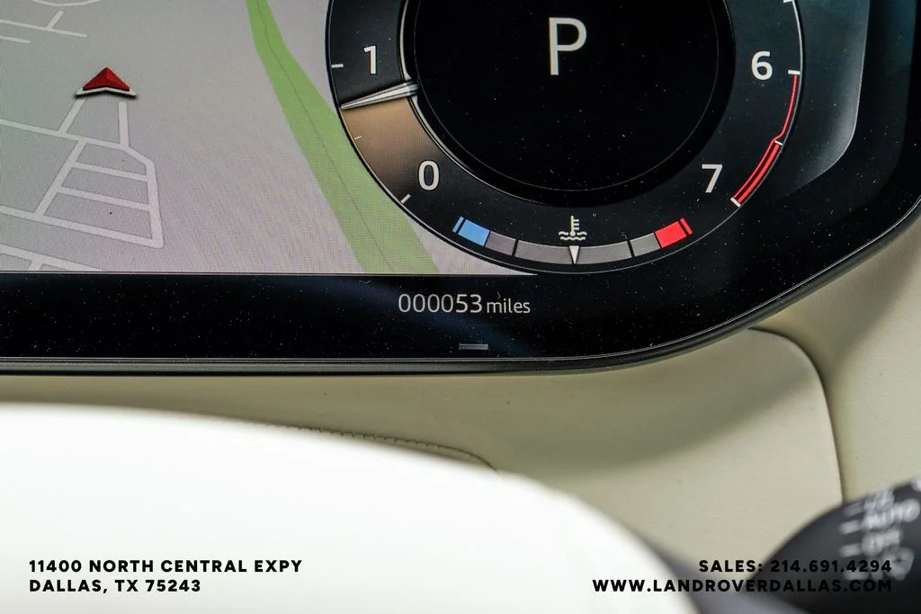 New 2026 Fuji White Land Rover SE image 23