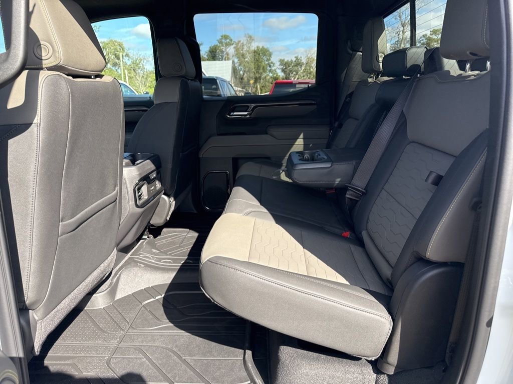 2026 Chevrolet Silverado 1500 ZR2 - Photo 10