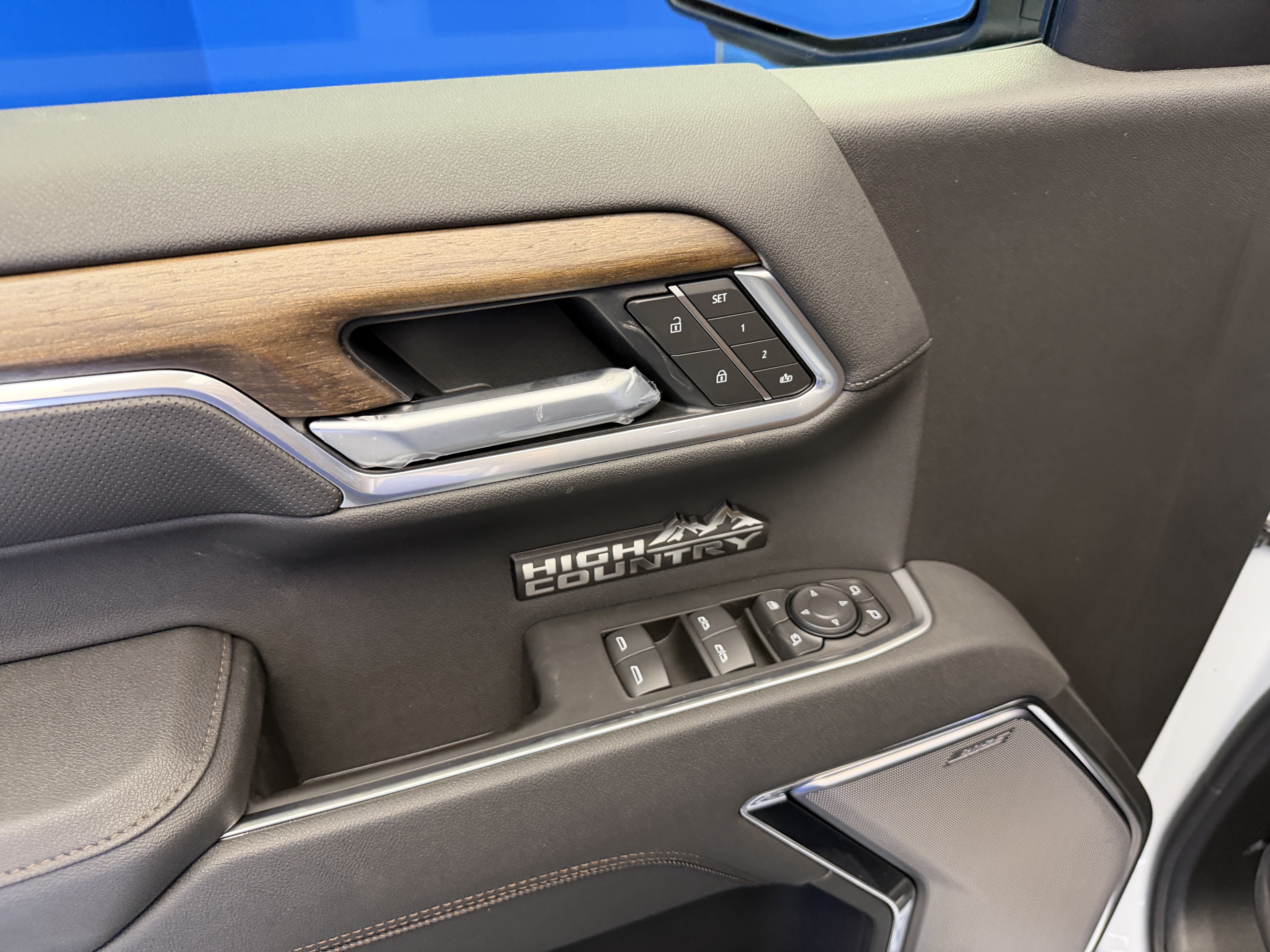 2026 Chevrolet Silverado 1500 High Country - Photo 10