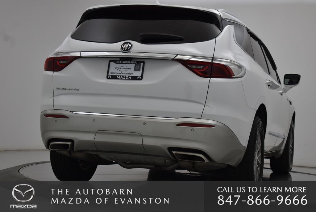 Used 2022 Summit White Buick Essence image 23