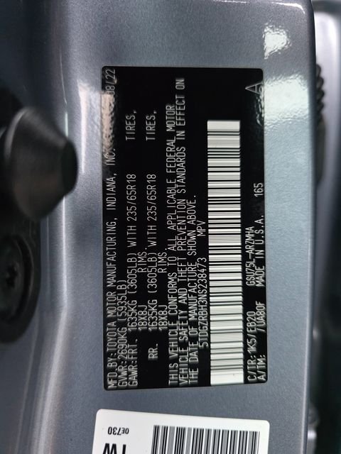 Used 2022 Moon Dust Toyota XLE image 29