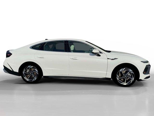 New 2026 Serenity White Hyundai SEL Sport image 28