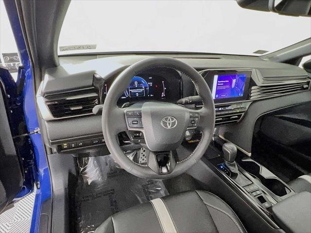 Certified Used 2025 RESERVOIR BLUE Toyota  image 11