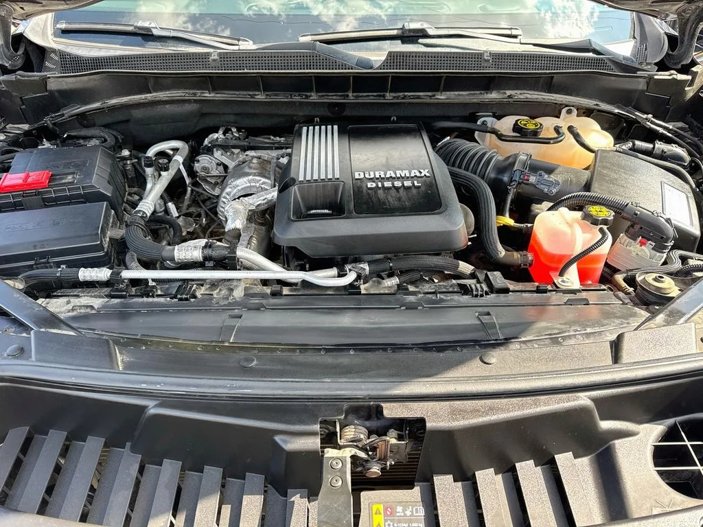 Used 2021 Blue Chevrolet RST image 39