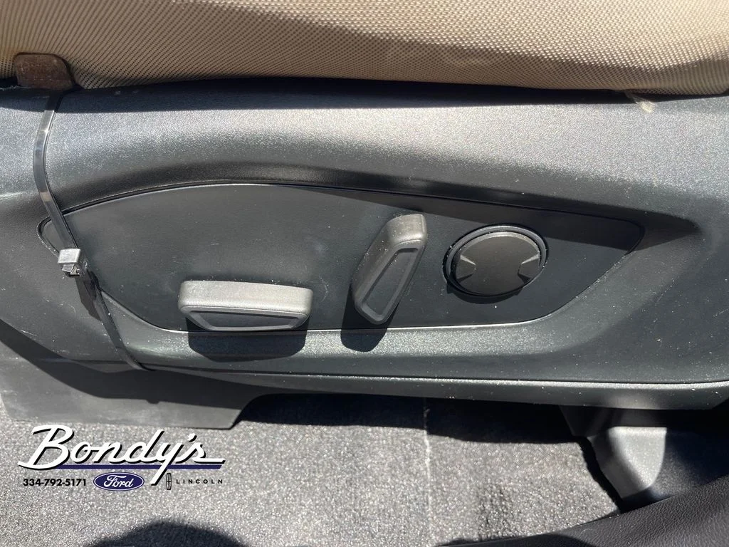 Used 2021 Red Metallic Ford XLT image 9