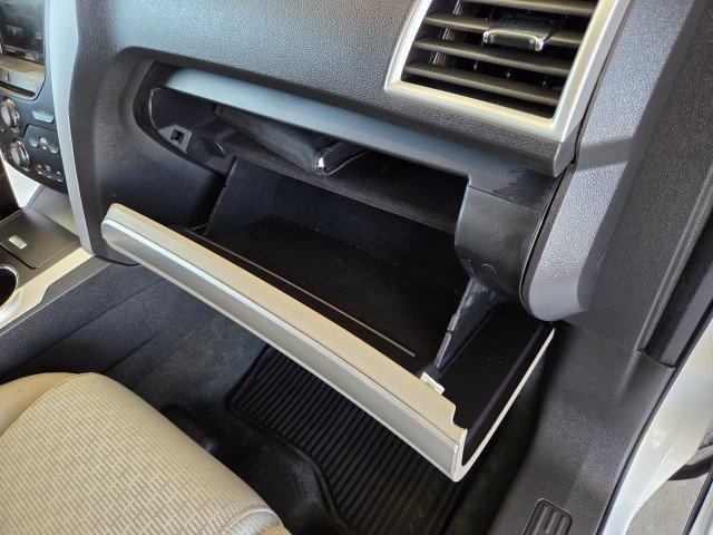 Used 2013 White Ford XLT image 49