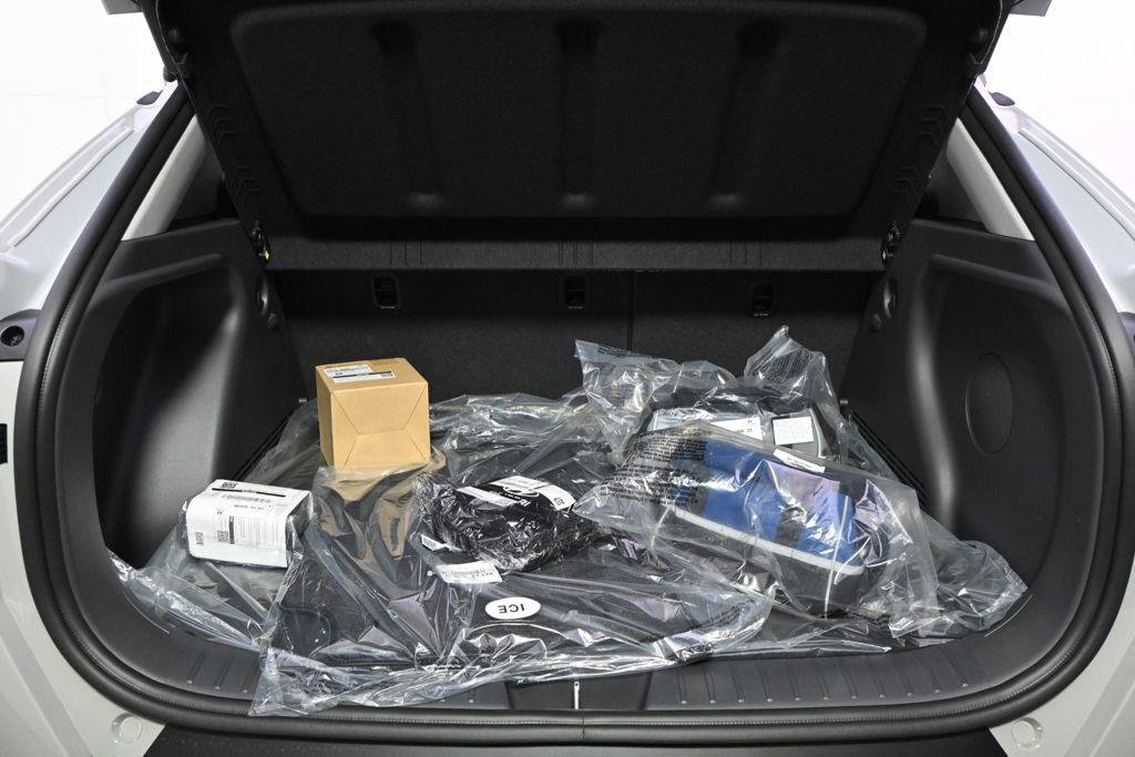 New 2026 Cyber Gray Metallic Hyundai Limited AWD image 19