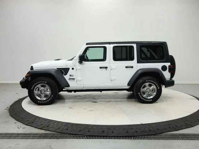 Used 2021 White Jeep Unlimited Sport image 5