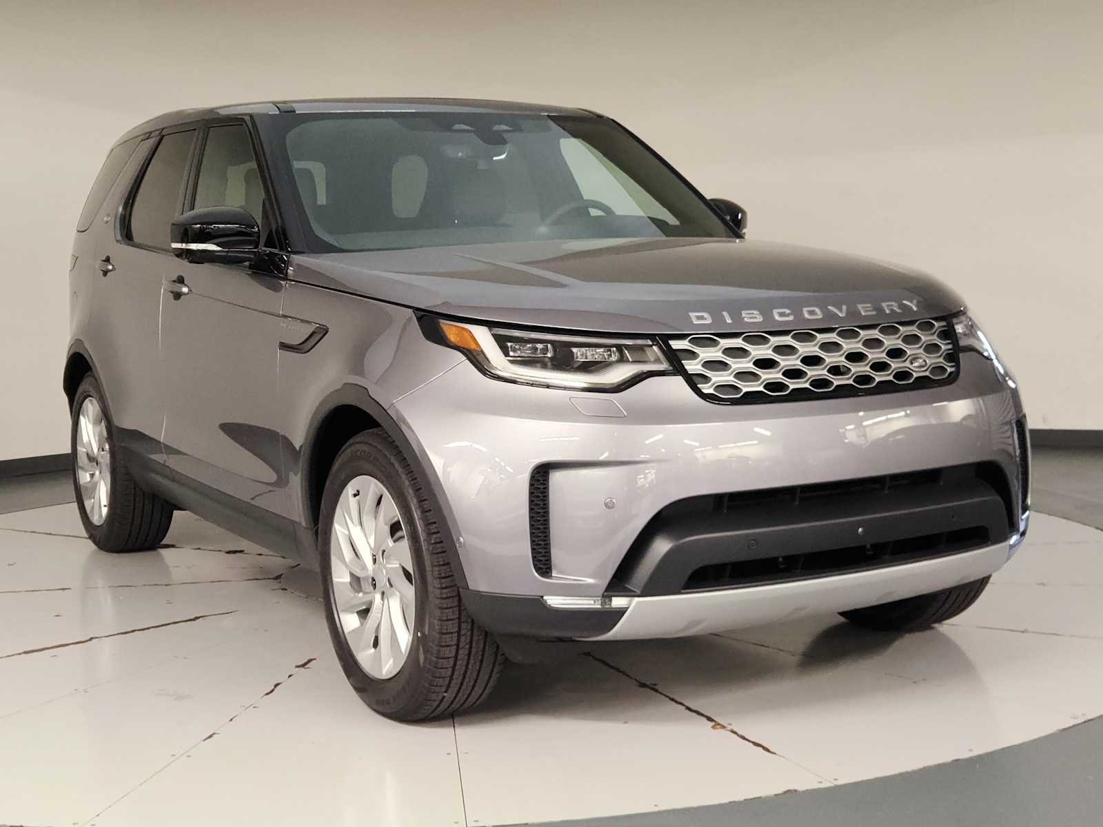 New 2026 Eiger Grey Land Rover S image 7