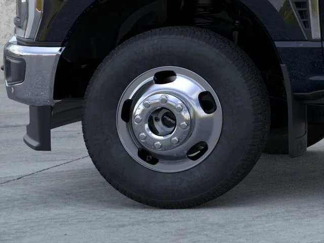 New 2026 Black Ford Lariat image 19