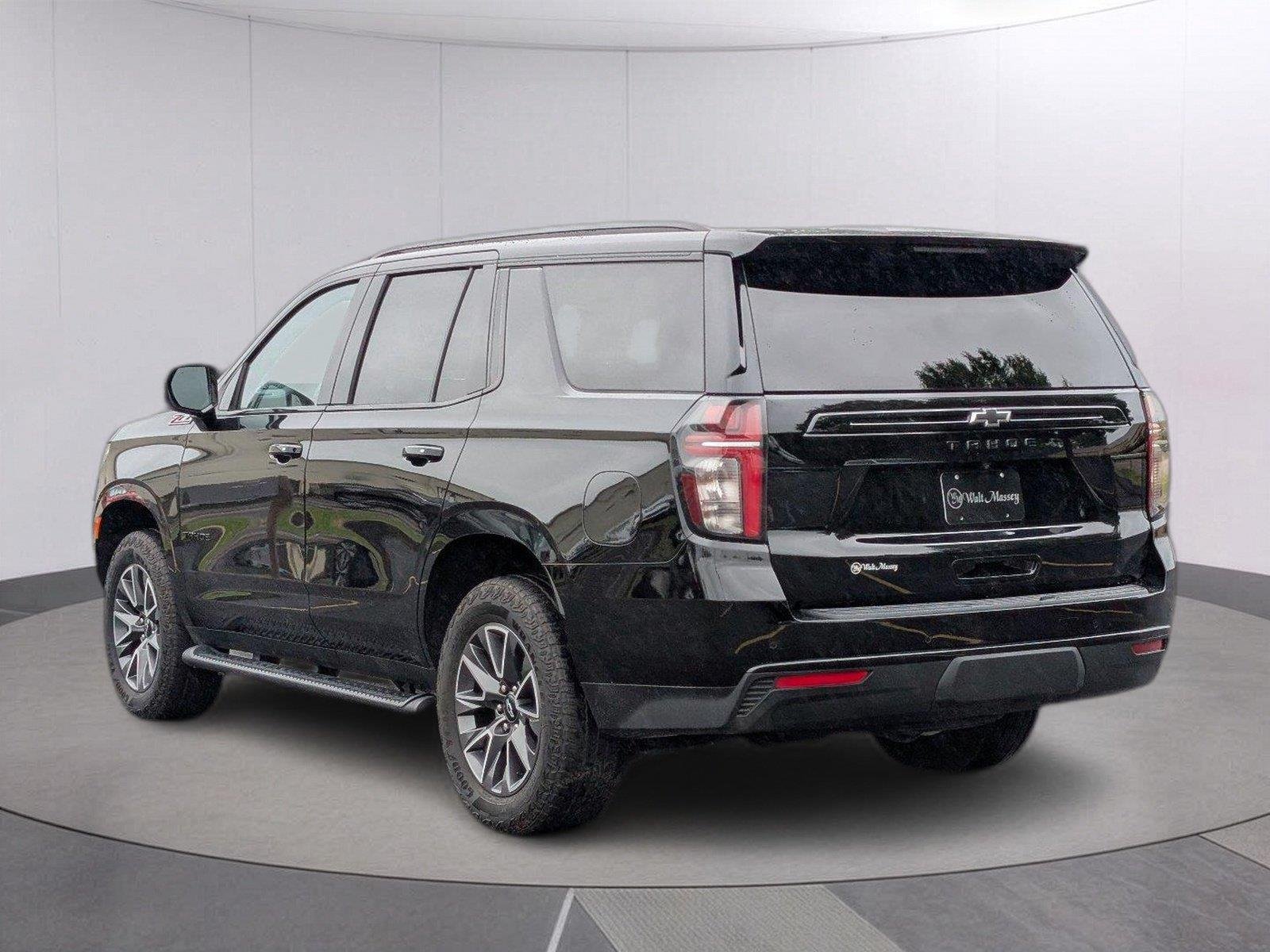 Used 2024 Black Chevrolet Z71 image 3