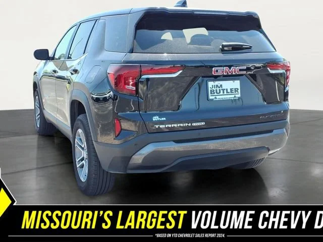 Used 2026 Ebony Twilight Metallic GMC Elevation image 2