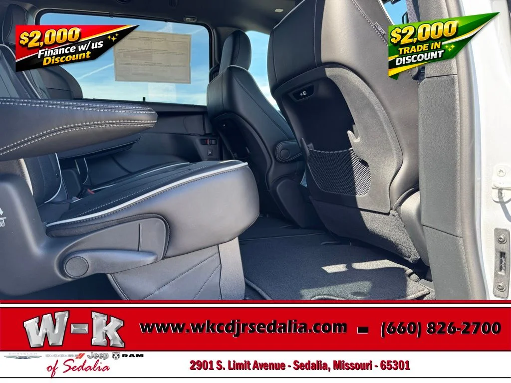 2026 Chrysler Pacifica Limited - Photo 33