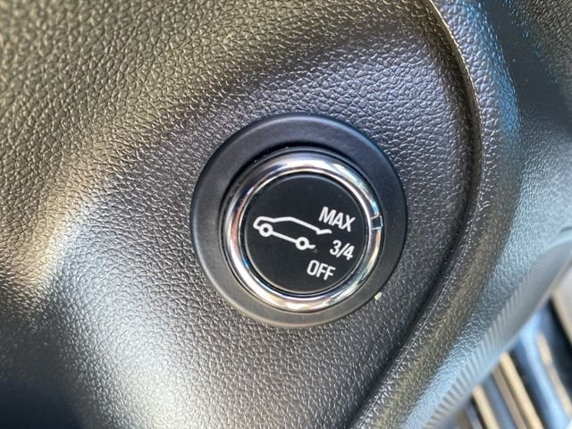Used 2023 Black Buick Select image 14