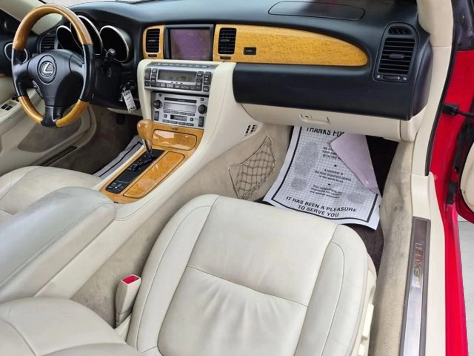 Used 2005 Red Lexus  image 19