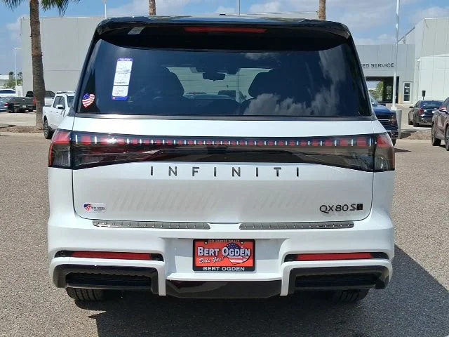 New 2026 2T RADIANT WHIT INFINITI Sport 4WD image 5