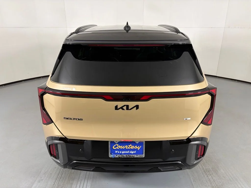 New 2027 Terrain Brown / Black Roof Kia X-Line S image 7