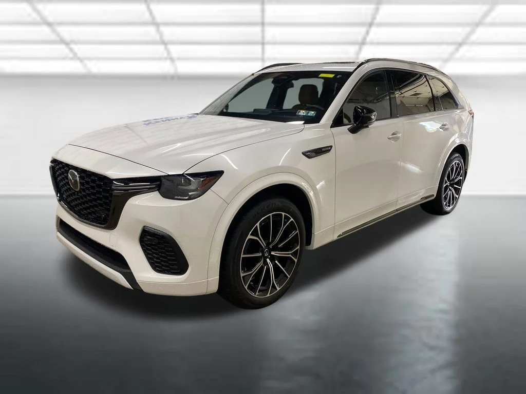 Used 2025 White Mazda 3.3 Turbo S Premium Plus image 3
