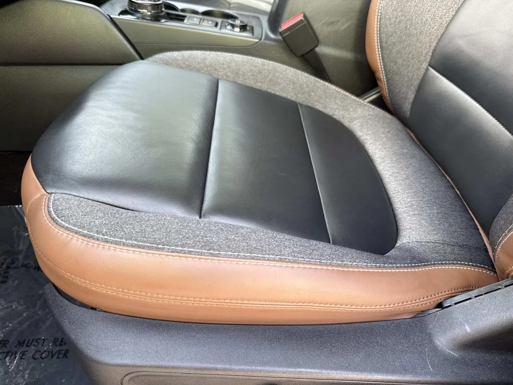 Used 2022  Ford Outer Banks image 26