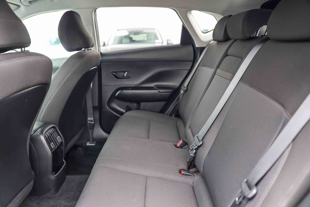 2024 Hyundai Kona SEL - Photo 16