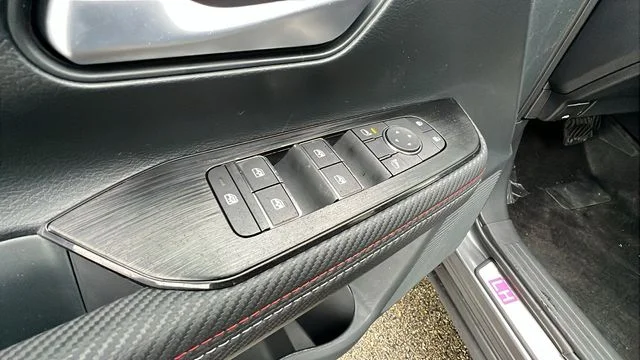 2025 Nissan Kicks SR AWD - Photo 21
