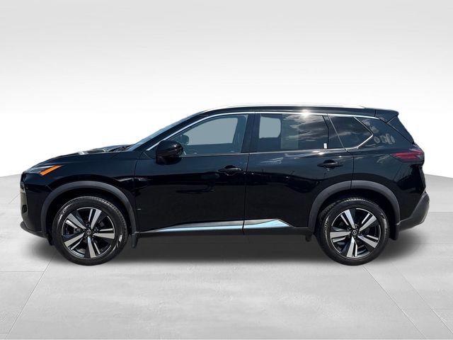 Used 2021 Black Nissan SL image 2