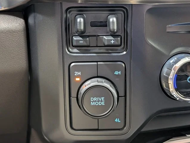 New 2026 Star White Metallic Tri-Coat Ford F-350® King Ranch® image 48