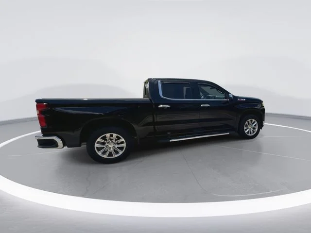 Used 2022 Black Chevrolet LTZ image 12