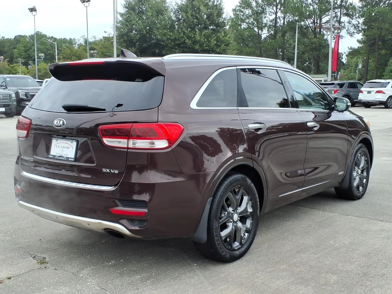 Used 2016 Dark Cherry Kia SX image 7