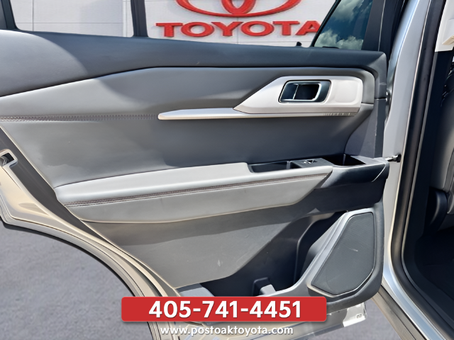 Used 2025 Silver Ford Active image 19