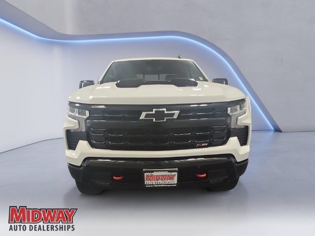 New 2026 Summit White Chevrolet LT Trail Boss image 8