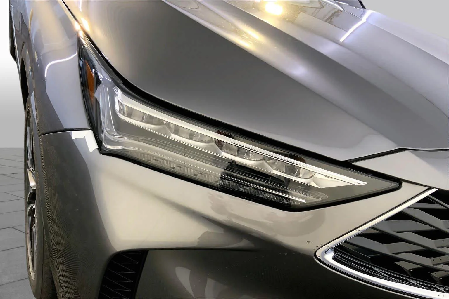New 2026 Liquid Carbon Metallic Acura With Advance Package image 17