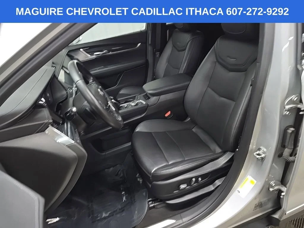 Used 2020 RADIANT SILVER METALLIC Cadillac Premium Luxury AWD image 30