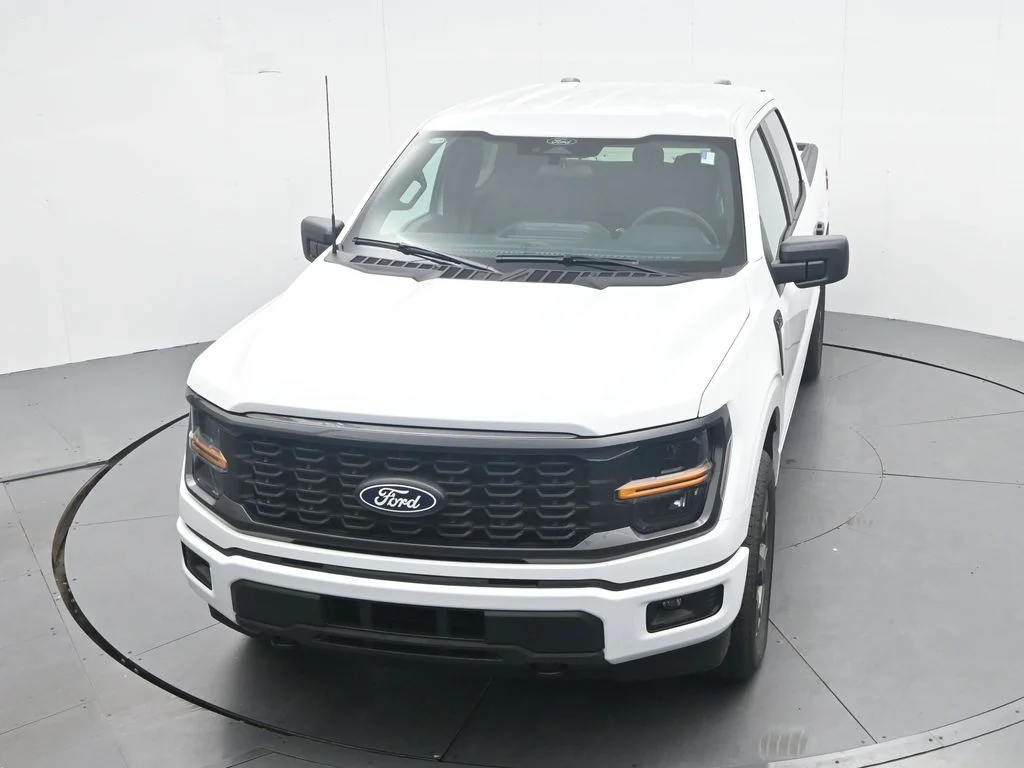 New 2026 Oxford White Ford STX® image 31
