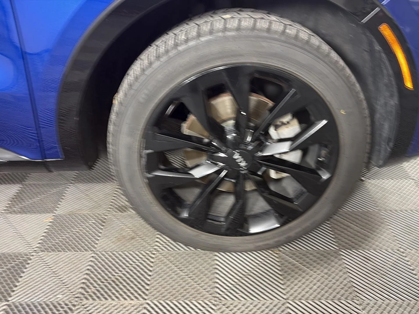 Used 2021 Sapphire Blue Kia SX image 12