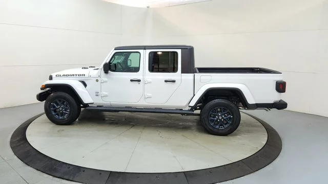New 2026 Bright White Clear-Coat Exterior Paint Jeep 85th Anniversary Edition image 6