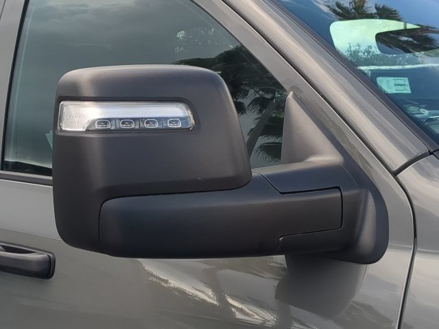 New 2027 Ceramic Gray Clear-Coat Exterior Paint RAM  image 12