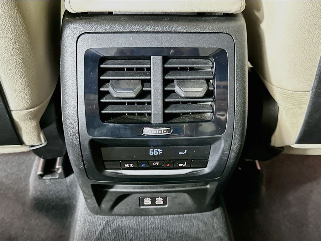 Used 2022 Brooklyn Grey Metallic BMW xDrive30i image 26